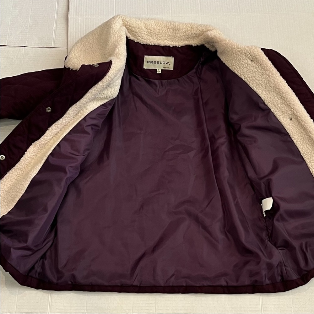 Coat - Picture 7 of 9
